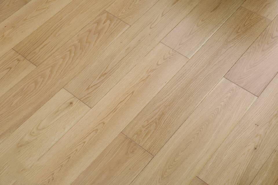 橡木仿古實(shí)木地板怎么樣？