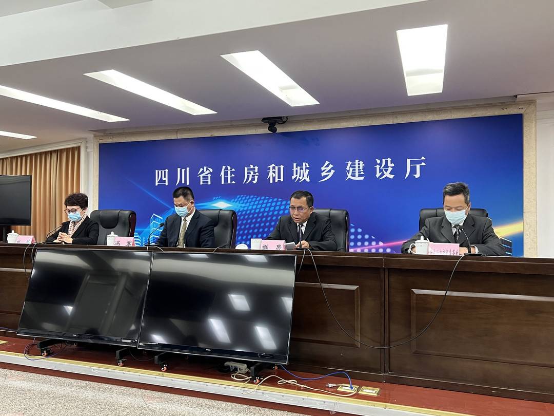 小區(qū)有人野蠻裝修 遛狗不牽繩怎么辦？