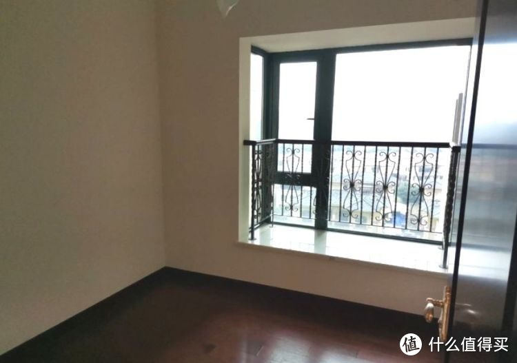 首付10萬入手的單身公寓，51㎡一室一廳恒大精裝房，月供1200元