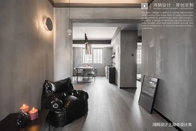 上海夫妻花25萬把家裝成“毛坯房”，無客廳+無中廚+無主燈，太太太太酷了！